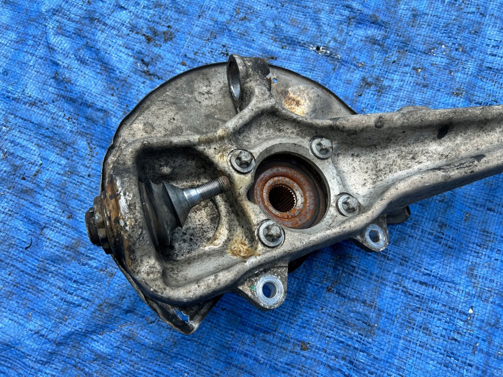 фото №6, Поворотний кулак правий перед mercedes ml gl w166