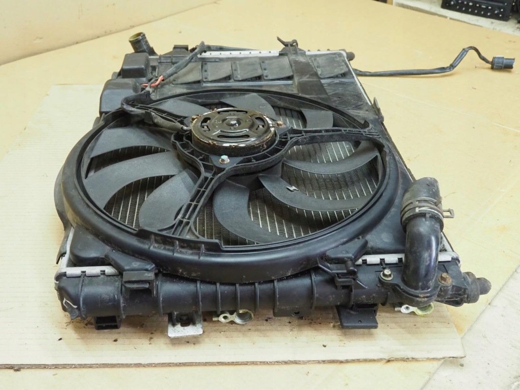 фото №8, Mini cooper r50 1.6b 2005r комплект радиатор вентилятор