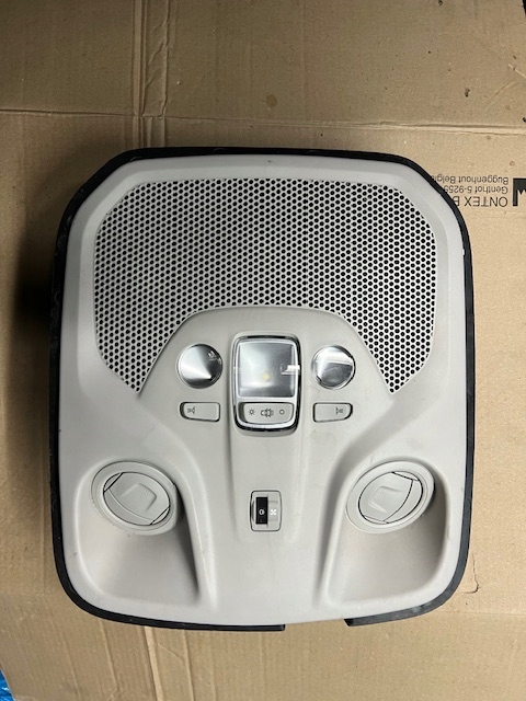 фото №1, Лампа стельовий citroen c4 picasso grand ii 2