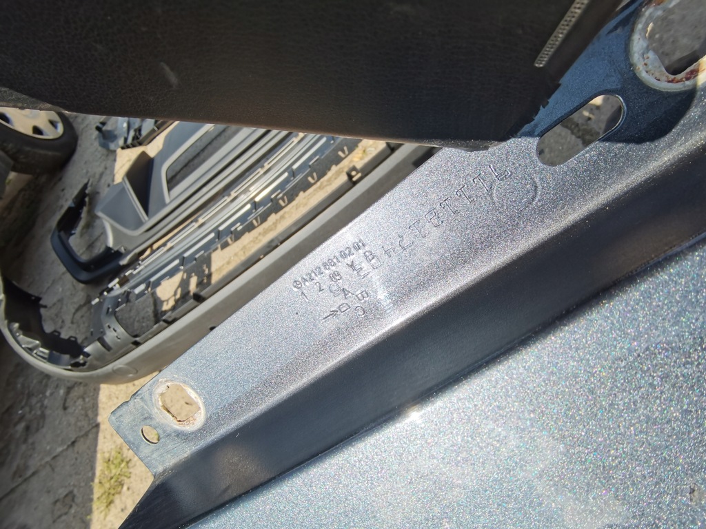 фото №15, Mercedes w212 e klasa - крыло передний правый тёмный