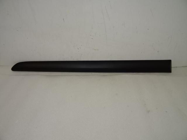 Купить Peugeot 207 молдинг дверь левая задняя новая структура!!!