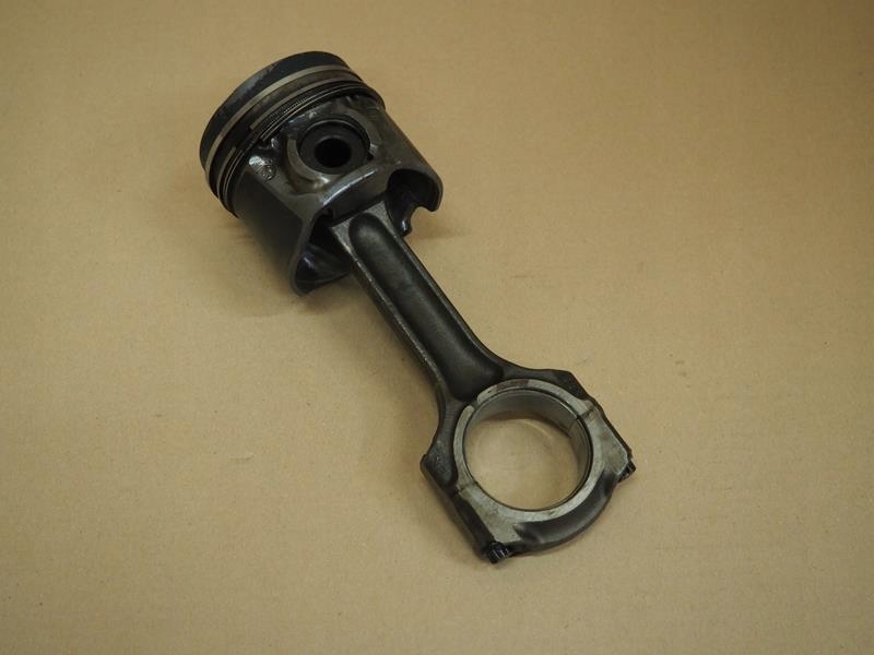 фото №1, Поршень шатун 2.2 hdi citroen peugeot 85l105