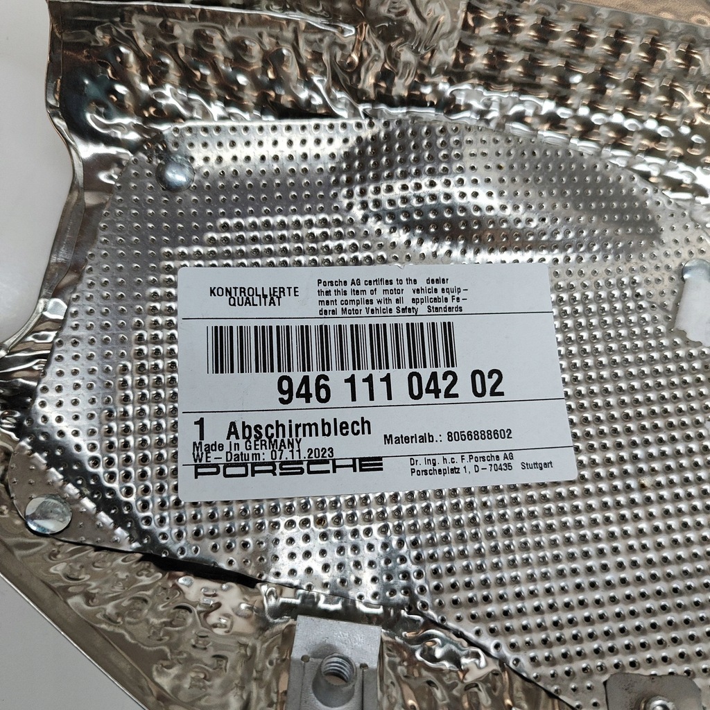 фото №7, Porsche panamera 970 2012 защита тепловая отсек двигателя