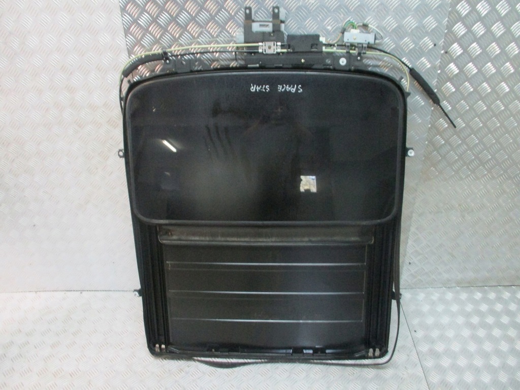 фото №1, Люк mitsubishi space star