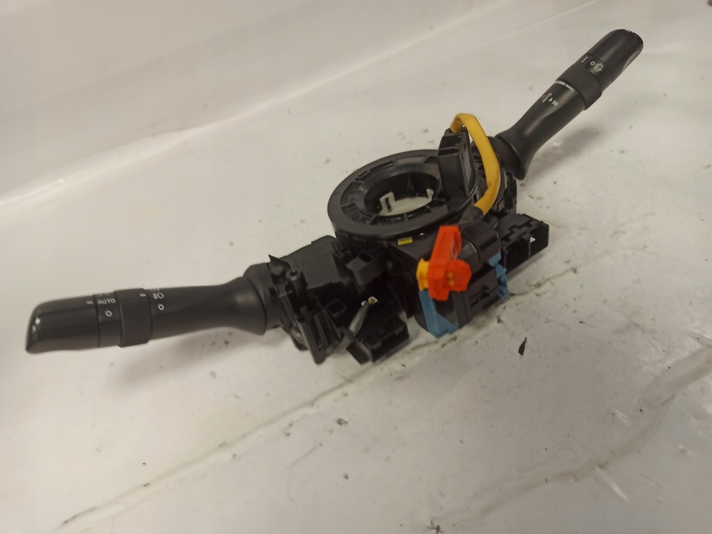 фото №6, Toyota avensis t27 переключатель комбинированный лента 89245-05020