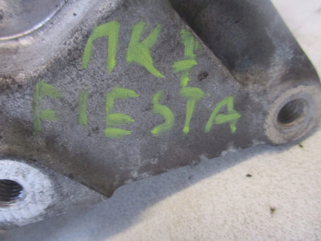 Кронштейн кронштейн генератора fiesta mk7 1.4 tdci Цена