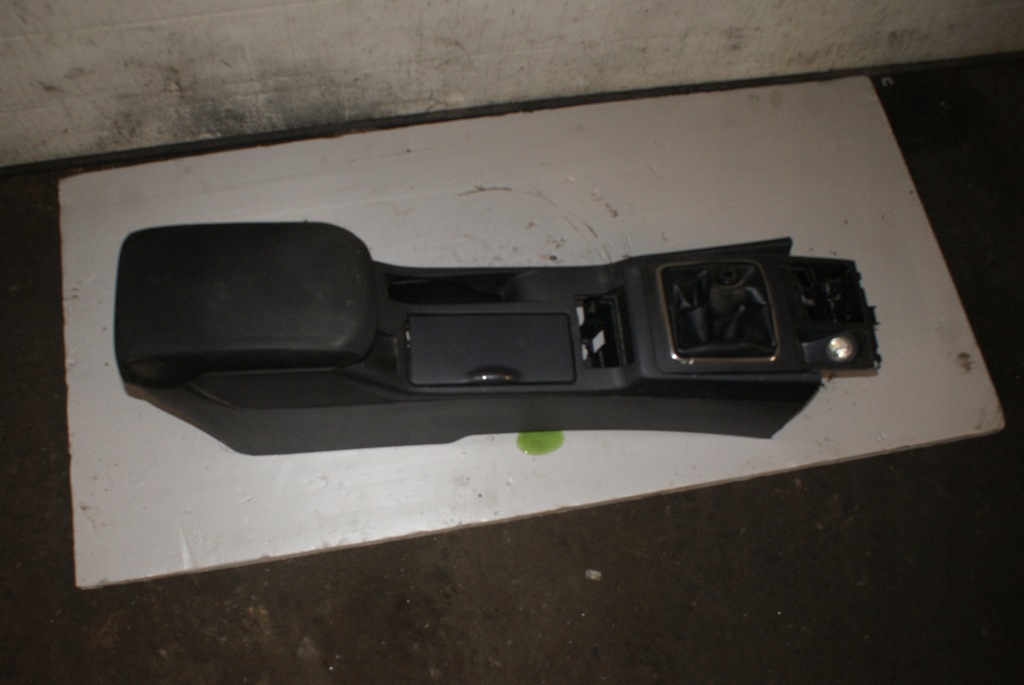 фото №1, Lancer viii подлокотник