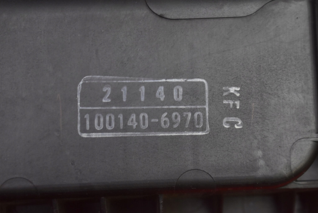 фото №6, Корпус фильтра воздуха 100140-6970 toyota prius 2 ii xw20 1.5 vvti 78 km