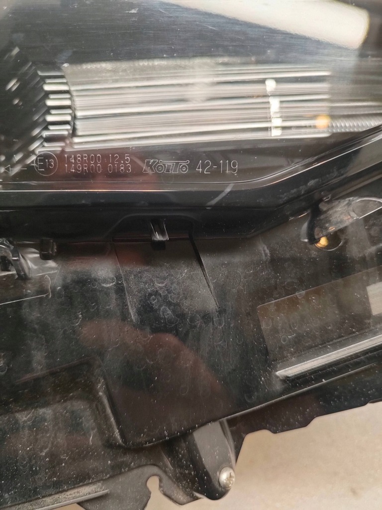 фото №6, Toyota bz4x линза перед сторона правая лампа передняя