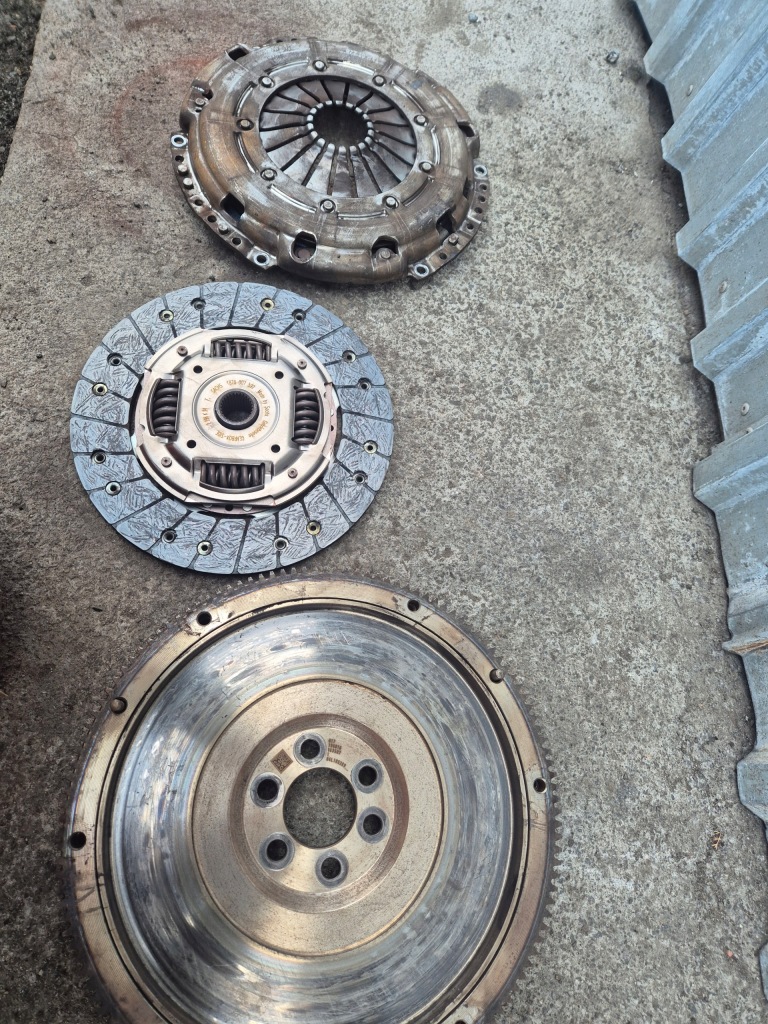 фото №6, Колесо двомасовий sachs 04l105269 диск 1878007592 притиск 3082002021 vw