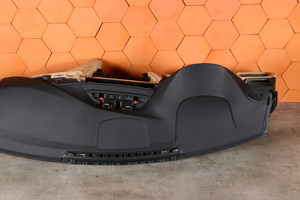 фото №7, Bmw f30 f31 f32 f33 f36 оригінальна панель приладів приладова консоль venetobeige