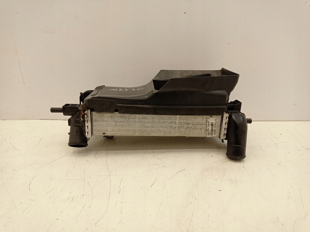 Ford focus mk3 1.0 интеркулер cv61-9l440-vd Недорого