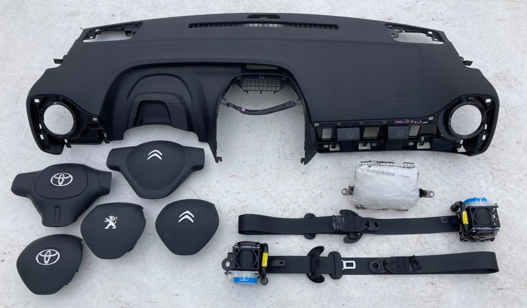 фото №1, Citroen c1 приборная панель приборная панель консоль подушки безопасности ремни