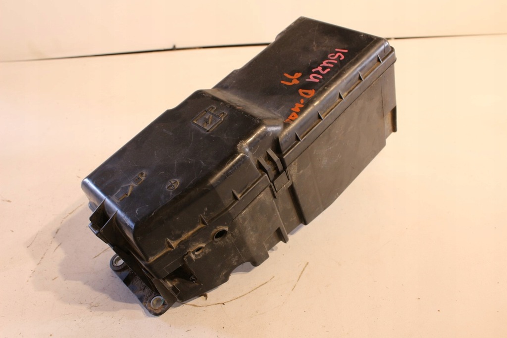 фото №8, Корпус коробка запобіжників isuzu d-max