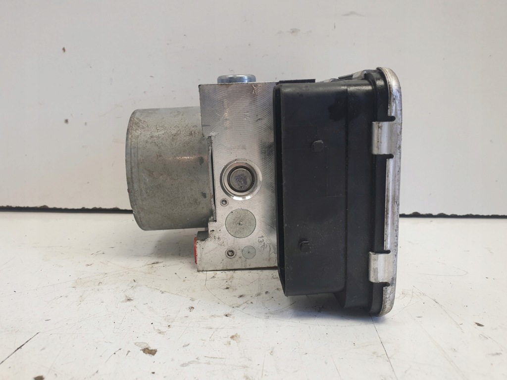 фото №4, Volvo v90 насос abs тормозная 31680098 p31680101