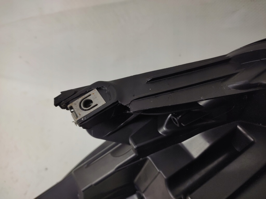 фото №7, Renault clio v лампа права перед full led 2019-