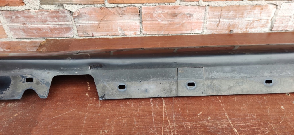 фото №10, Bmw 3 e90 e91 молдинг порог правая czarna порог