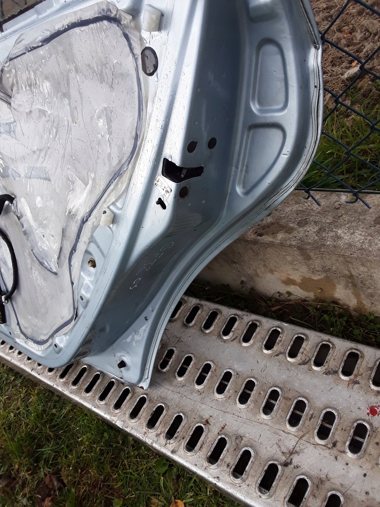 фото №9, Hyundai getz дверь задние правое лак vs