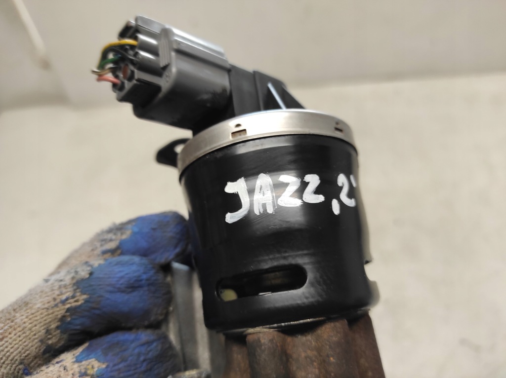 фото №9, Honda jazz ii 2 02- 1.3 l13a1 клапан egr j27