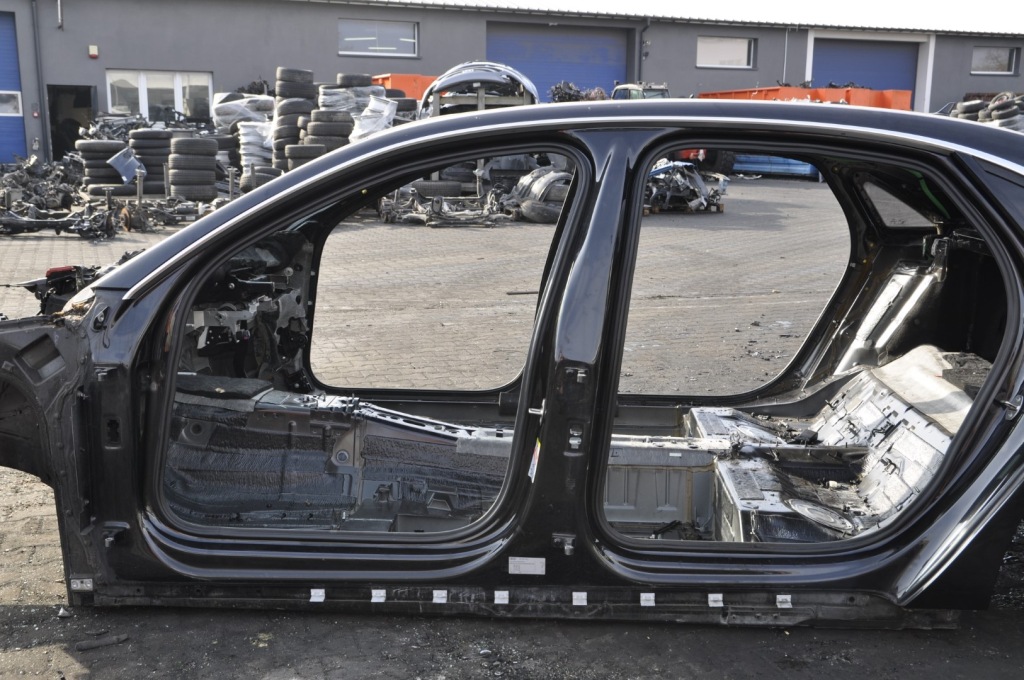 фото №2, Audi a8 d4 long блок двигуна поріг лівий