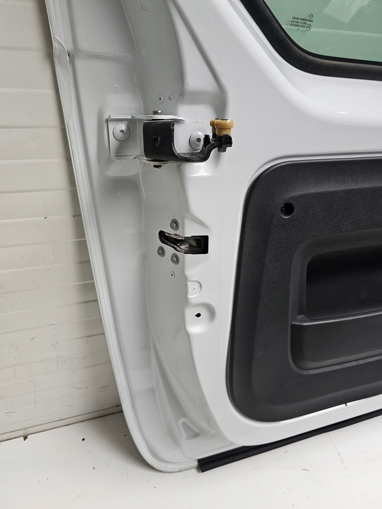 фото №13, Дверь боковой сдвижные левая dacia dokker