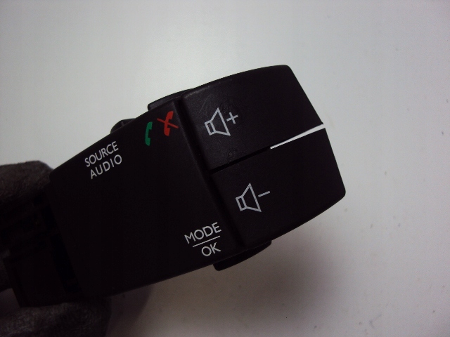 фото №3, Панель радио renault clio iv captur 2012-2019