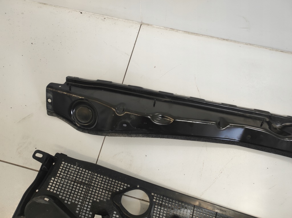 Жабо пластиковый металлический верхний нижние eu комплект renault express ii 2 Доставка