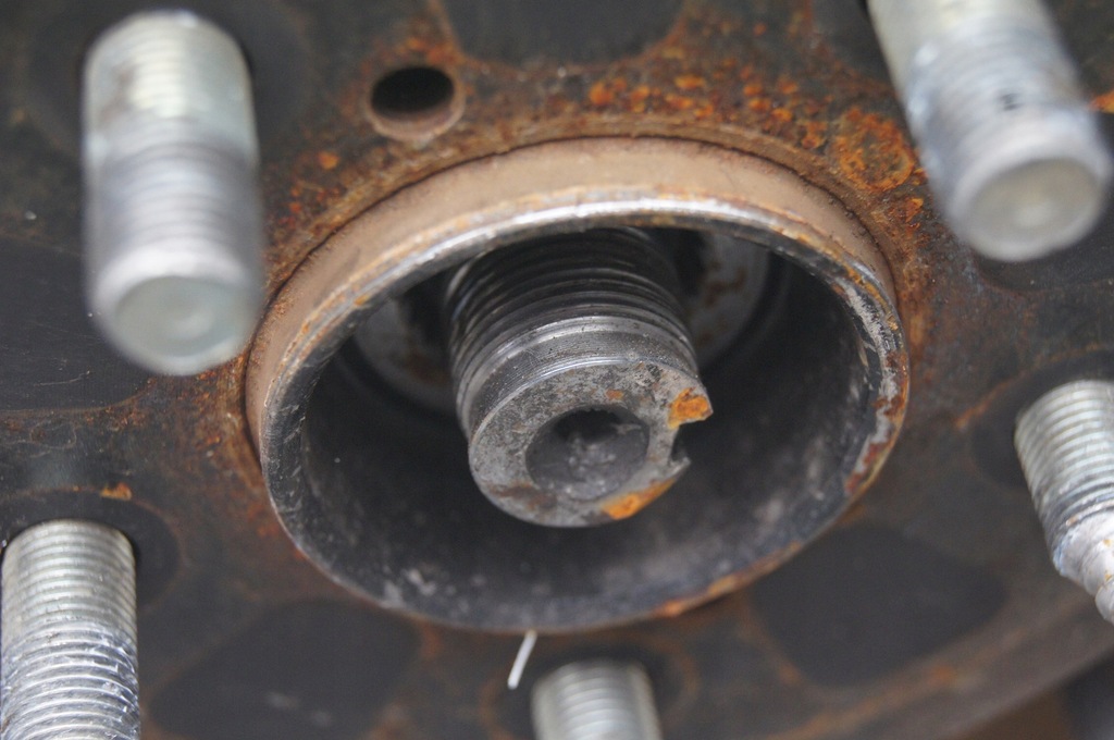 фото №11, Subaru xv ii crosstrek ii 2.0 амортизаторна стійка привідний вал поворотний кулак ліва перед