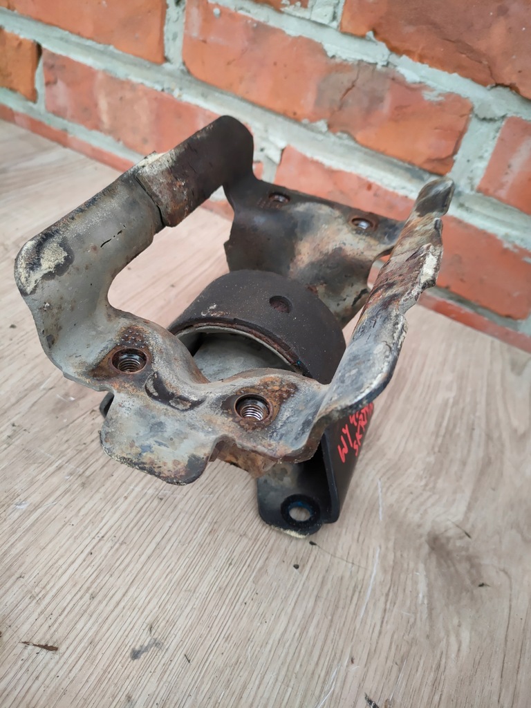 фото №4, Jeep grand cherokee wj 4.0 подушка коробки