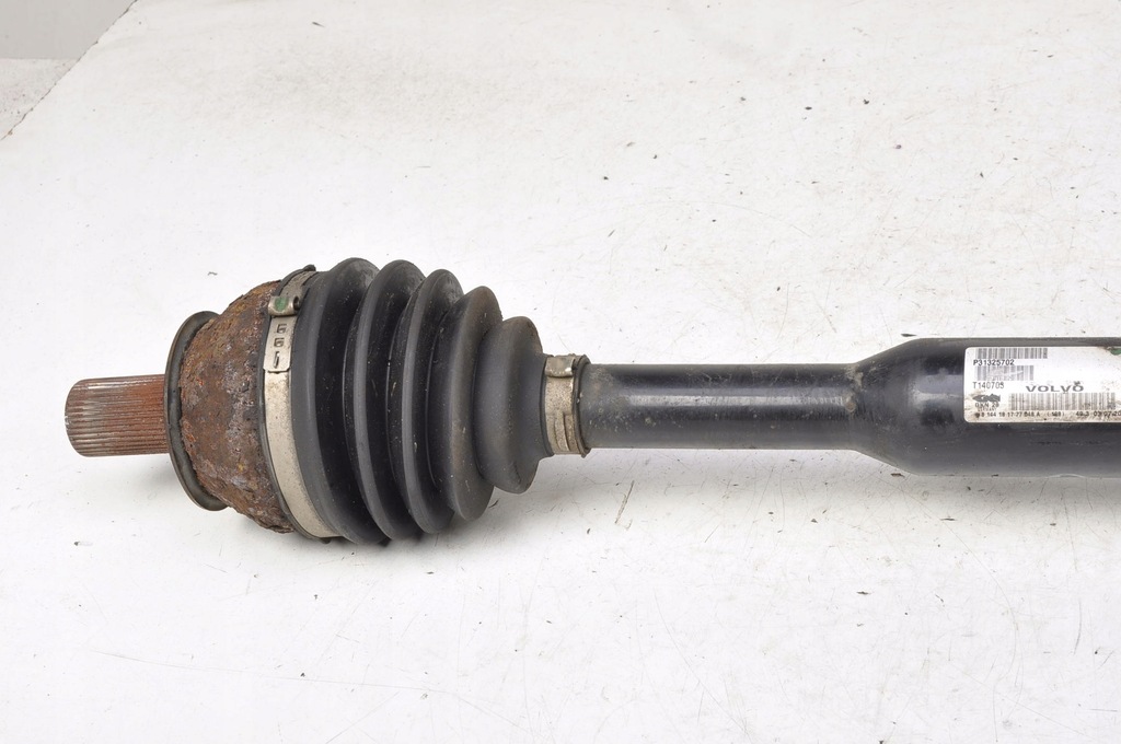 фото №8, Volvo xc60 i 2.0 d приводной вал правая длинная 31325702
