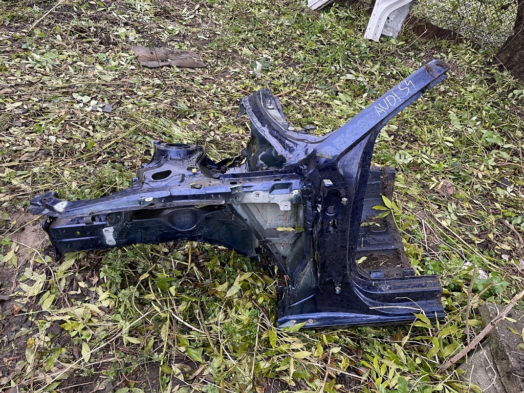 фото №1, Четверть лонжерон перед левая audi s4 a4 b9 8w цвет lx5q