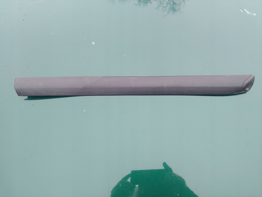 фото №1, Audi a3 8l 99-03 5d молдинг дверь правая задняя нижняя