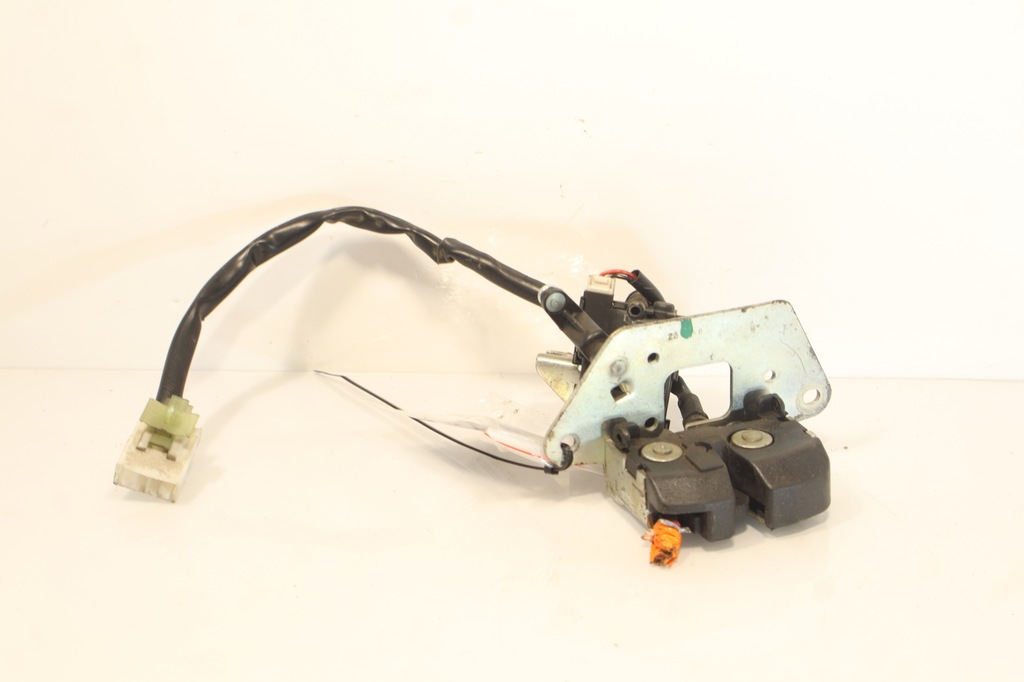 фото №1, Замок крышки багажника fiat linea