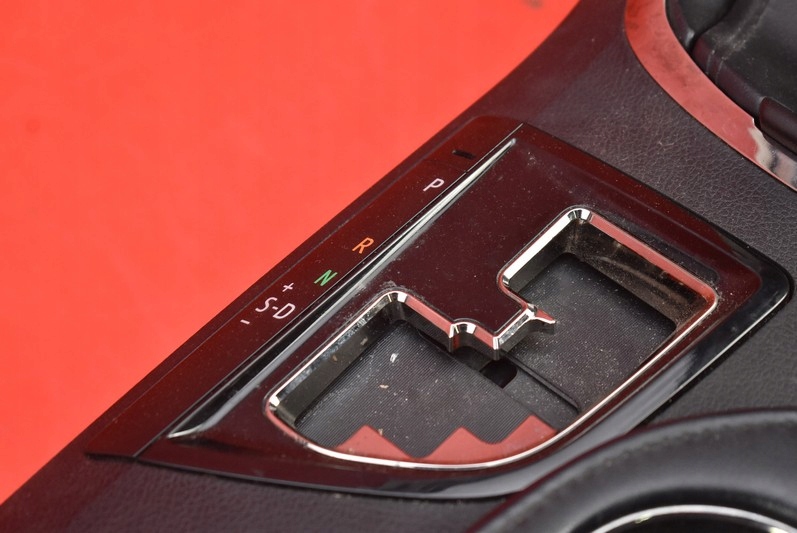 фото №8, Туннель средний подлокотник кожаный eu 58810-07081 toyota avalon xx40