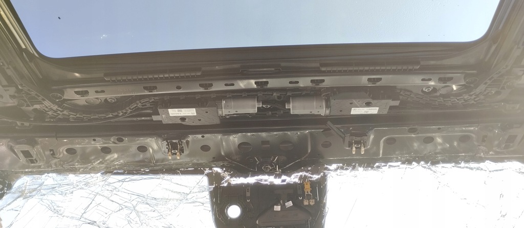 фото №16, Крыша люк панорама mercedes e-klasa w214 sedan 24r kompletny 831