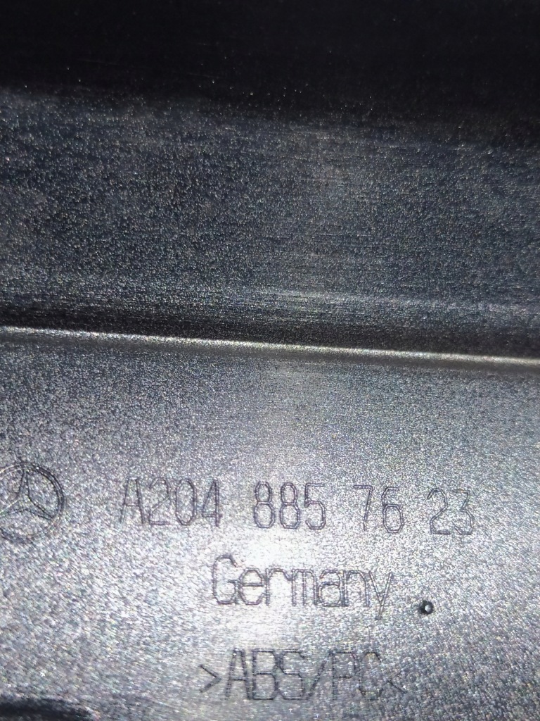 Спойлер накладка дифузор молдинг нижня бампера задній - mercedes glk x204 Оригінал