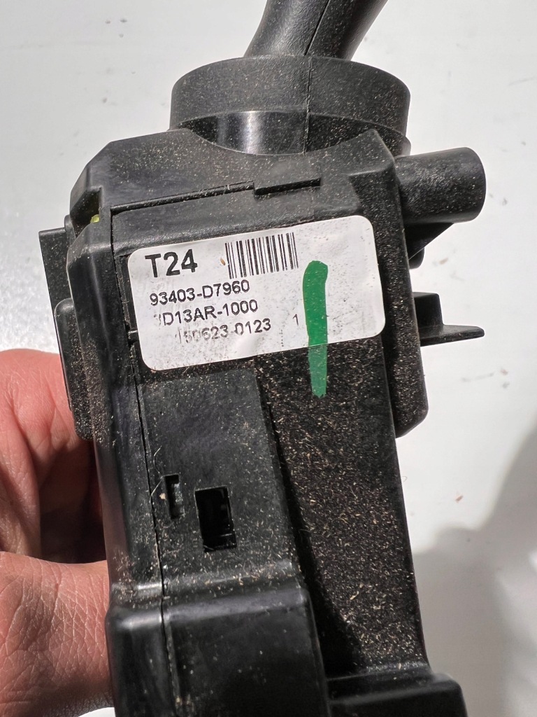 фото №5, Hyundai tucson ii важіль перемикач комбінований