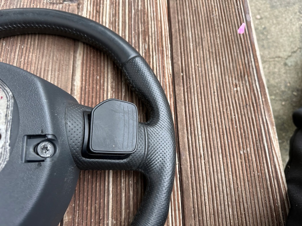 фото №7, Воздуховод трёхспицевая кожа лепестки переключения audi a5 8t a4 b8