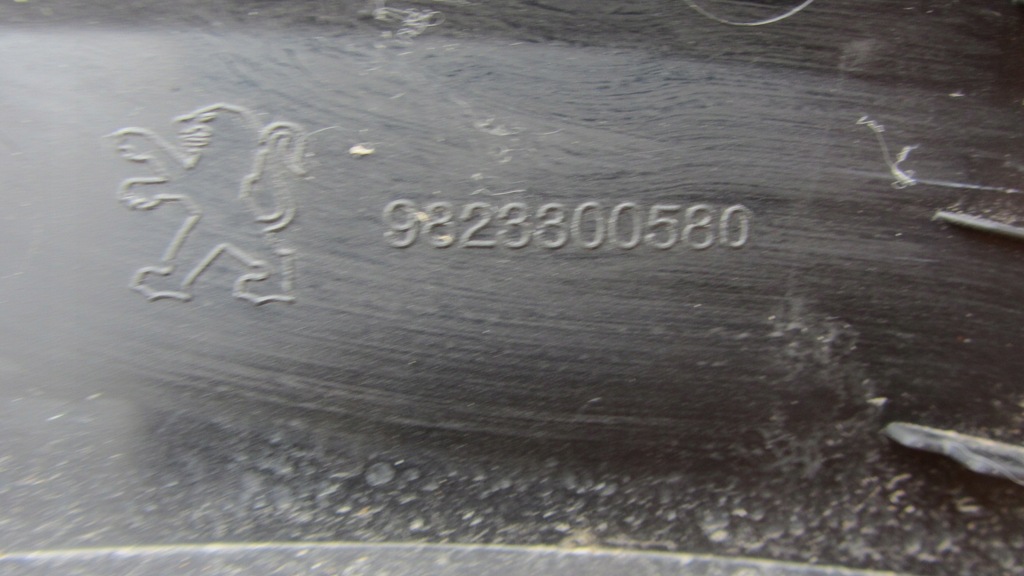 фото №9, Задня ліва молдинг крила peugeot 208 ii gt