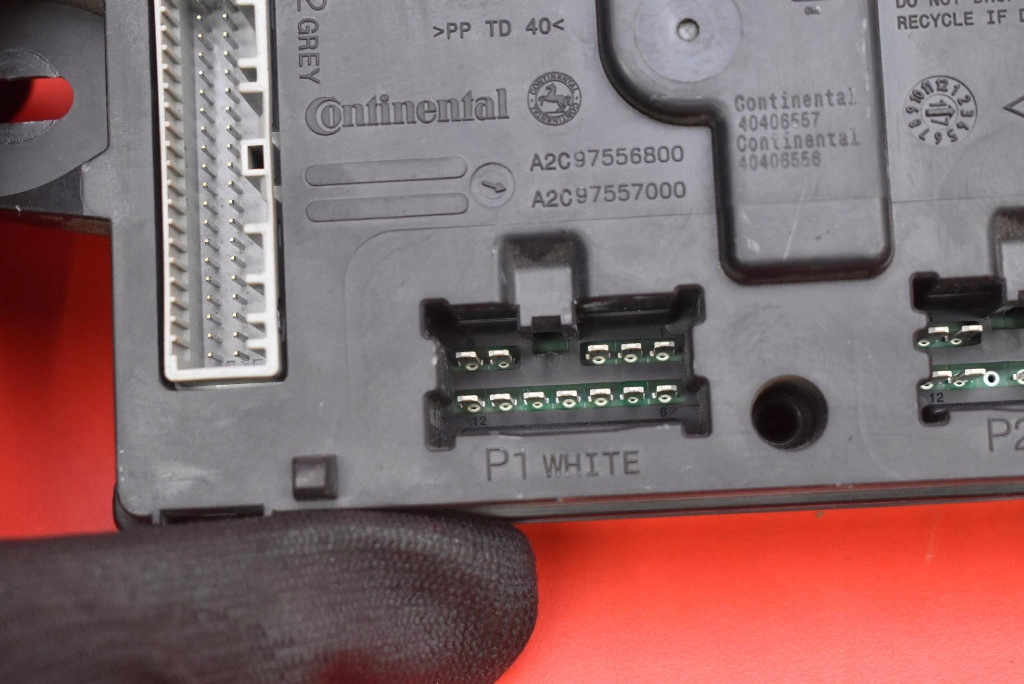 фото №9, Блок управления модуль bcm 284b10447r dacia dokker 1.6 sce 102 km lift 17-21