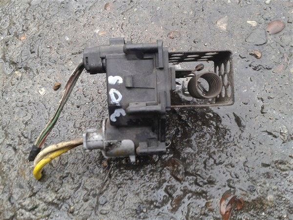 фото №1, Резистор вентилятор peugeot 308 9658508980