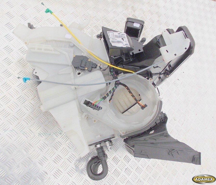 фото №10, Mercedes b-klasa w245 1.7b 05r - отопитель