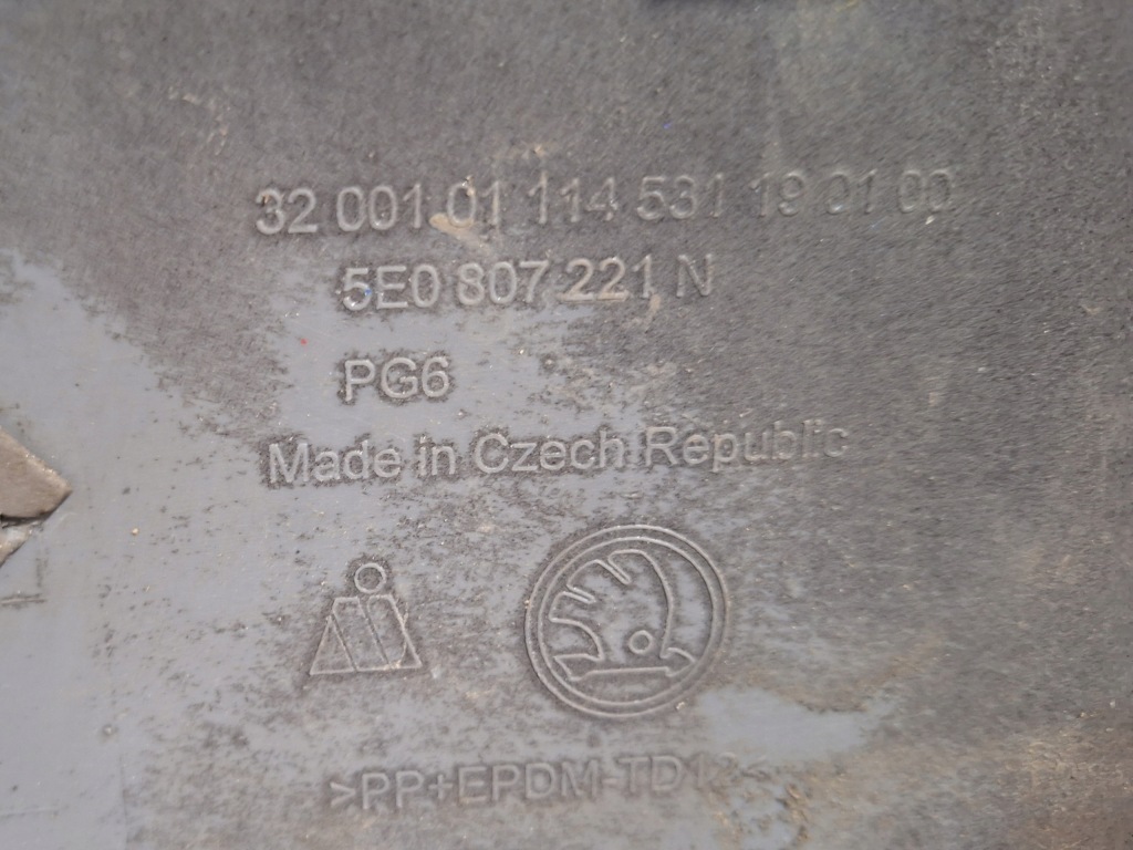 Skoda octavia iii 3 lift бампер передній перед 5e0807221n Недорого