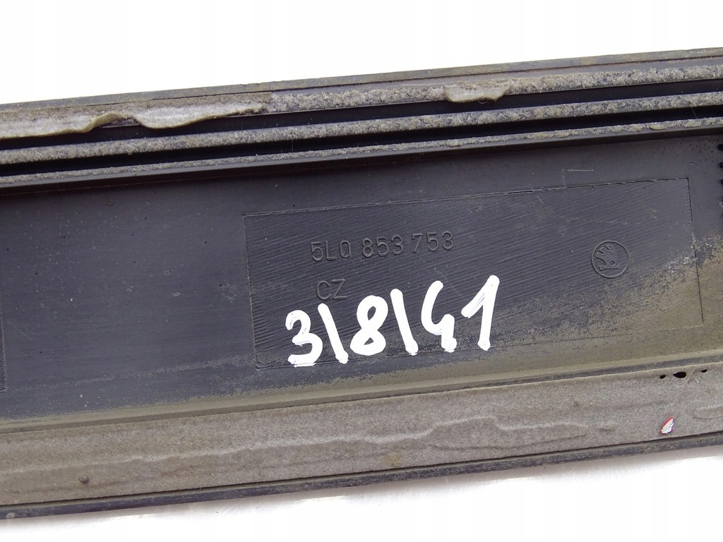 фото №6, Молдинг двері ліва лівий задня задня skoda yeti i 1 5l