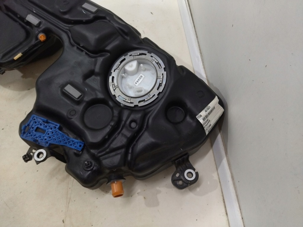 Купити 32325596 бак пального насос пального бензин volvo xc60 ii