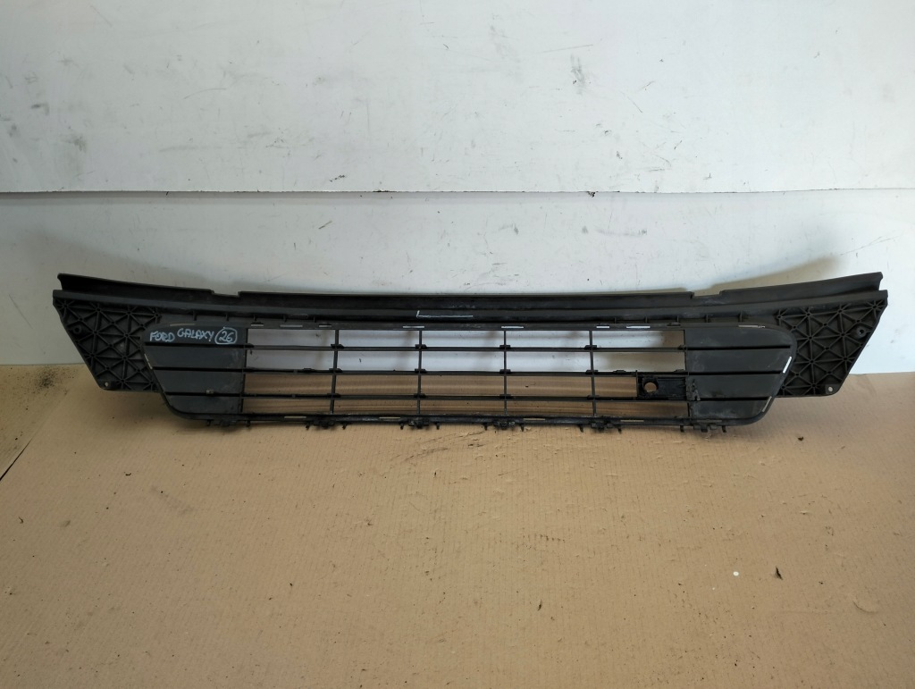 Решётка средняя бампер перед ford galaxy iii mk3 lift lata 2010-2014 Недорого