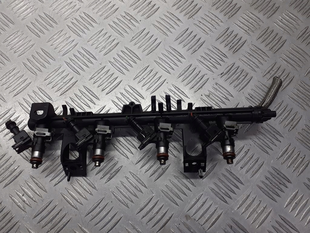 фото №1, Молдинг впрыскная renault clio iii 1.2 8200367230