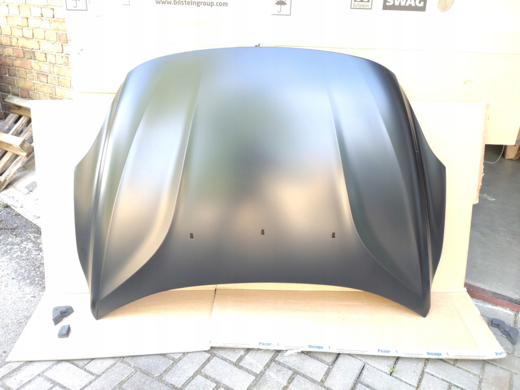 Нова капот передня кришка двигуна volvo v40 2 2 2012-19 алюміній в Україні