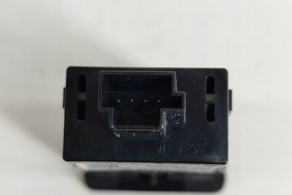 фото №6, Mercedes-benz eqb x243 typ c port usb з'єднання a2478207802 2022 23770727