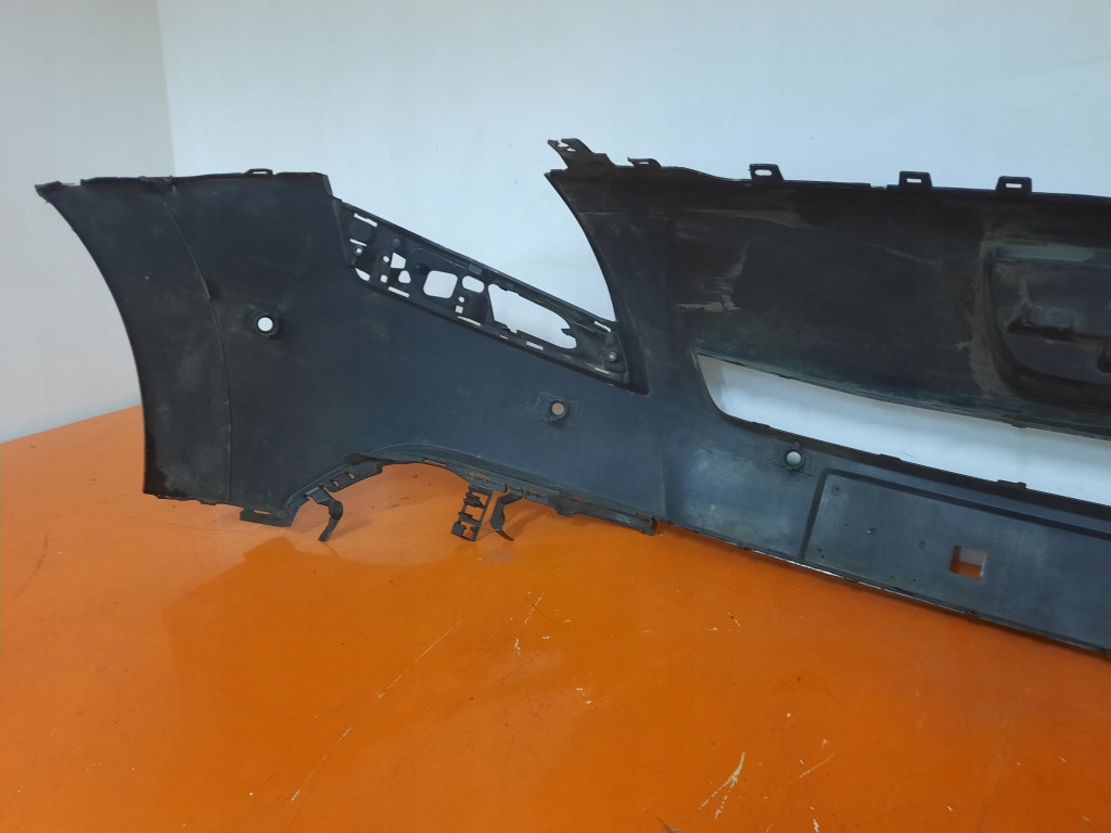 Peugeot 5008 бампер перед 9687444577 Оригинал